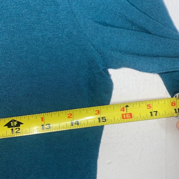 🌟Aqua long sleeved turtle neck top! - Picture 5 of 7